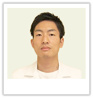 板倉良輔